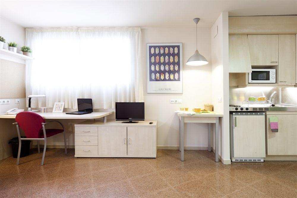Residencia Universitaria Resa Manuel Agud Querol San Sebastián Dış mekan fotoğraf