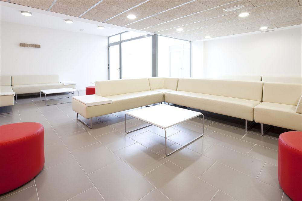 Residencia Universitaria Resa Manuel Agud Querol San Sebastián Dış mekan fotoğraf