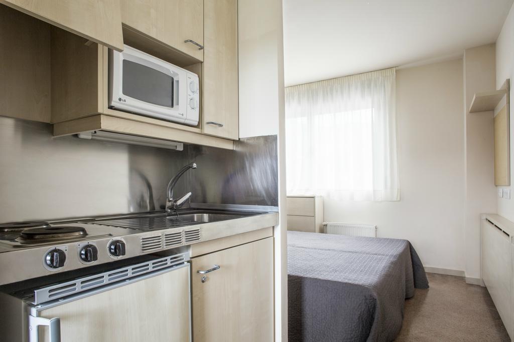 Residencia Universitaria Resa Manuel Agud Querol San Sebastián Dış mekan fotoğraf