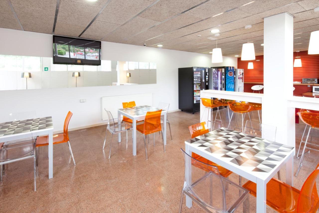 Residencia Universitaria Resa Manuel Agud Querol San Sebastián Dış mekan fotoğraf