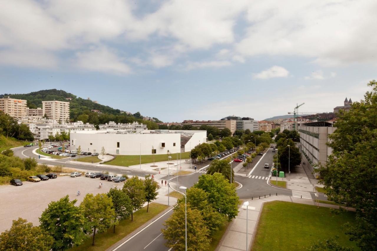 Residencia Universitaria Resa Manuel Agud Querol San Sebastián Dış mekan fotoğraf